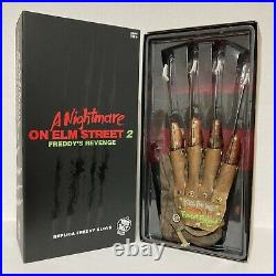 A Nightmare On Elm Street 2 Freddy Krueger Signed Autograph Glove Robert Englund