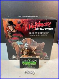 A Nightmare On Elm Street Freddy Krueger Chair Gentle Giant Le Statue Opened