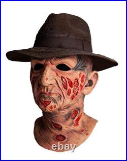 A Nightmare on Elm Street Deluxe Mask with Hat Trick or Treat Studios
