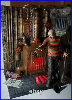 Custom DIORAMA 1/6 Freddy Krueger NIGHTMARE on Elm Street - 16 For 12 Figures