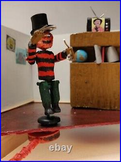 Freddy Krueger/A Nightmare On Elm Street Puppet Theatre