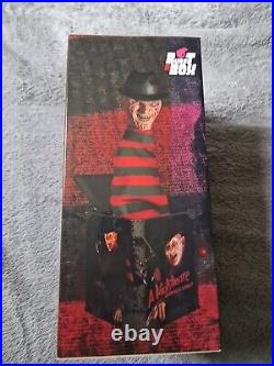 Mezco Burst a Box A Nightmare on Elm Street Freddy Krueger