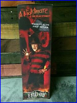 NECA Nightmare On Elm Street Freddy Krueger Adult Prop Replica Glove 1984 Movie