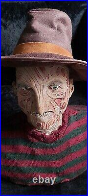 NECA Nightmare on Elm Street Freddy Krueger Life size Talking Horror Bust Hallow